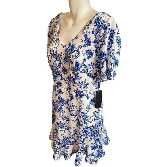 City Studio/Blue White Floral Dress Mermaid Hem/Junior Size 15/NWT $59 - Picture 4 of 7